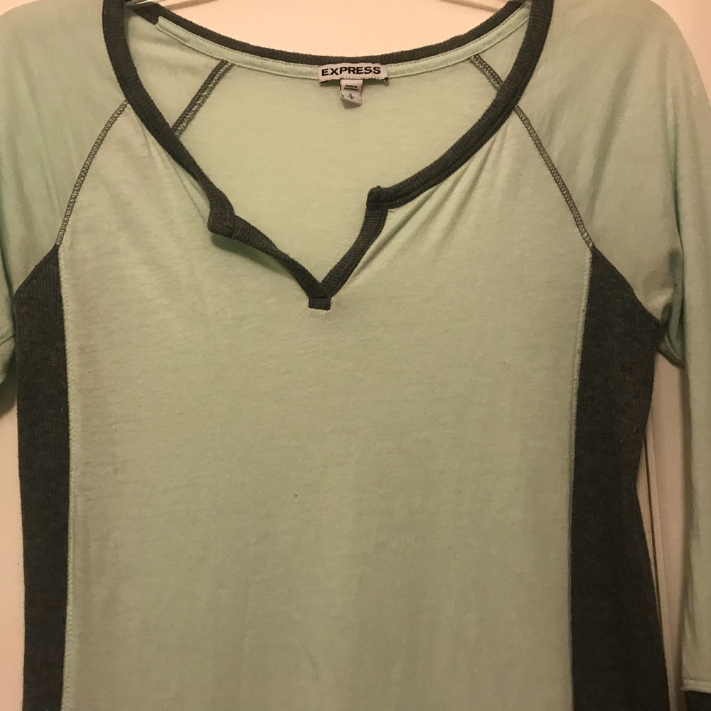 Express Top - Picture 2 of 6